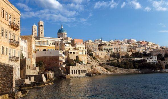 ΠΑΣΧΑ ΣΤΗ ΣΥΡΟ 18-21 ΑΠΡΙΛΙΟΥ