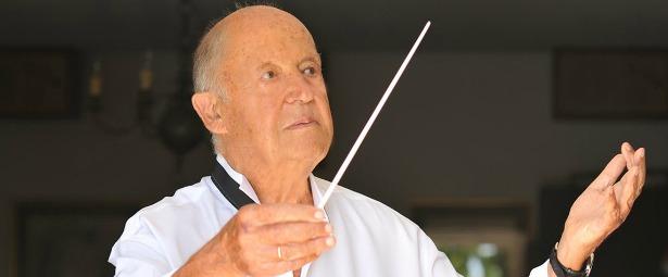 ΑΦΙΕΡΩΜΑ ΣΤΟΝ ΜΙΜΗ ΠΛΕΣΣΑ - ΛΕΟΝΤΕΙΟΣ ΣΧΟΛΗ ΑΘΗΝΩΝ