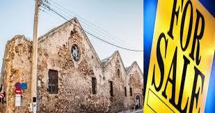 Add Image Description