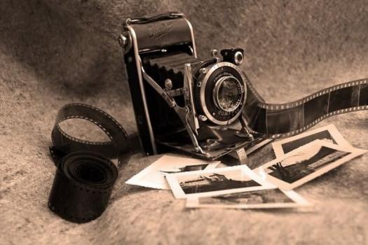 Add Image Description