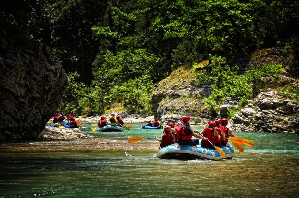 RAFTING ΣΤΟΝ ΛΟΥΣΙΟ
